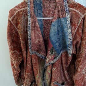Johnny Was Sherpa Reversible Bohemian Printed Wrap Cardigan in Rust & Blue. XL